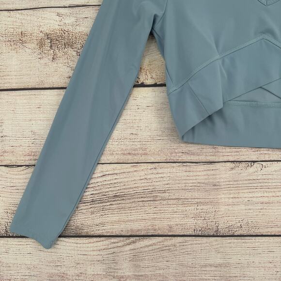 Gymshark Crop Long Sleeve Top Womens XS Blue Athleisure Workout Yoga - Picture 4 of 8